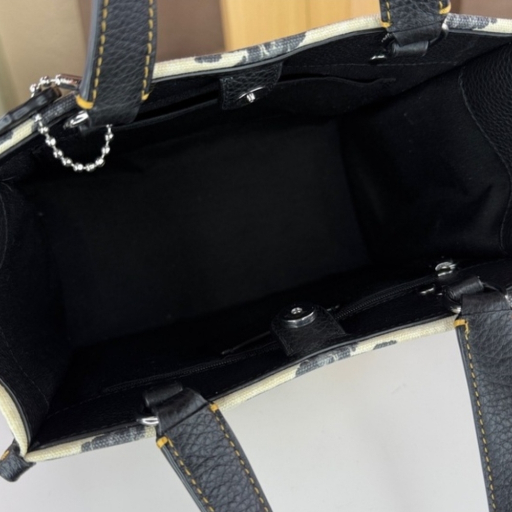 COACH - Dempsey Tote 22 WithHoundstooth Print And Patch - Picture 12 of 15